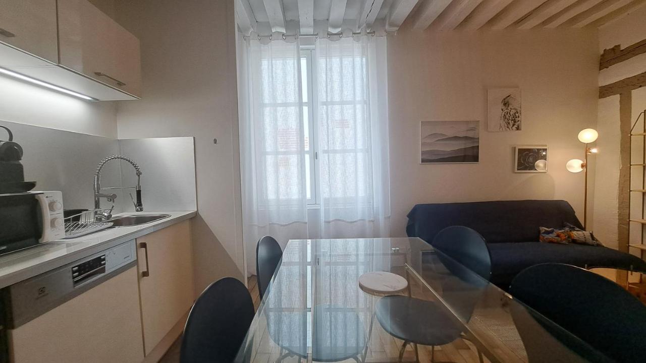 Appartement Centre Vieux Tours Dans Immeuble Historique 3P Kültér fotó
